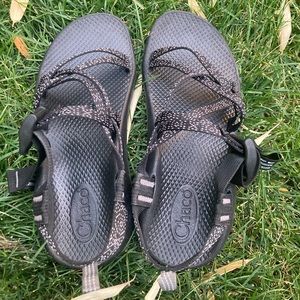 Gently Used Chaco’s- Kids Size 6= Womens Size 7